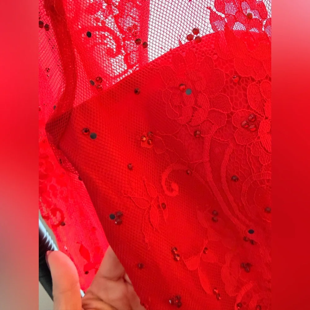 Sherri Hill Scarlet Long Sleeve Gown - Picture 5 of 6